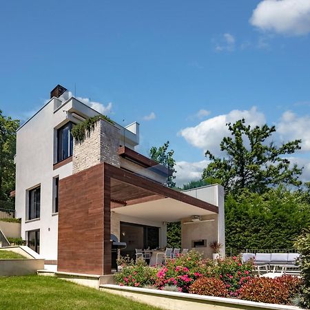 Villa Altavista - Seaview & Relax With Heated Pool & Minigolf Opatija Dış mekan fotoğraf