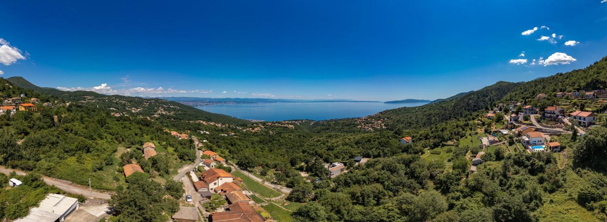 Villa Altavista - Seaview & Relax With Heated Pool & Minigolf Opatija Dış mekan fotoğraf
